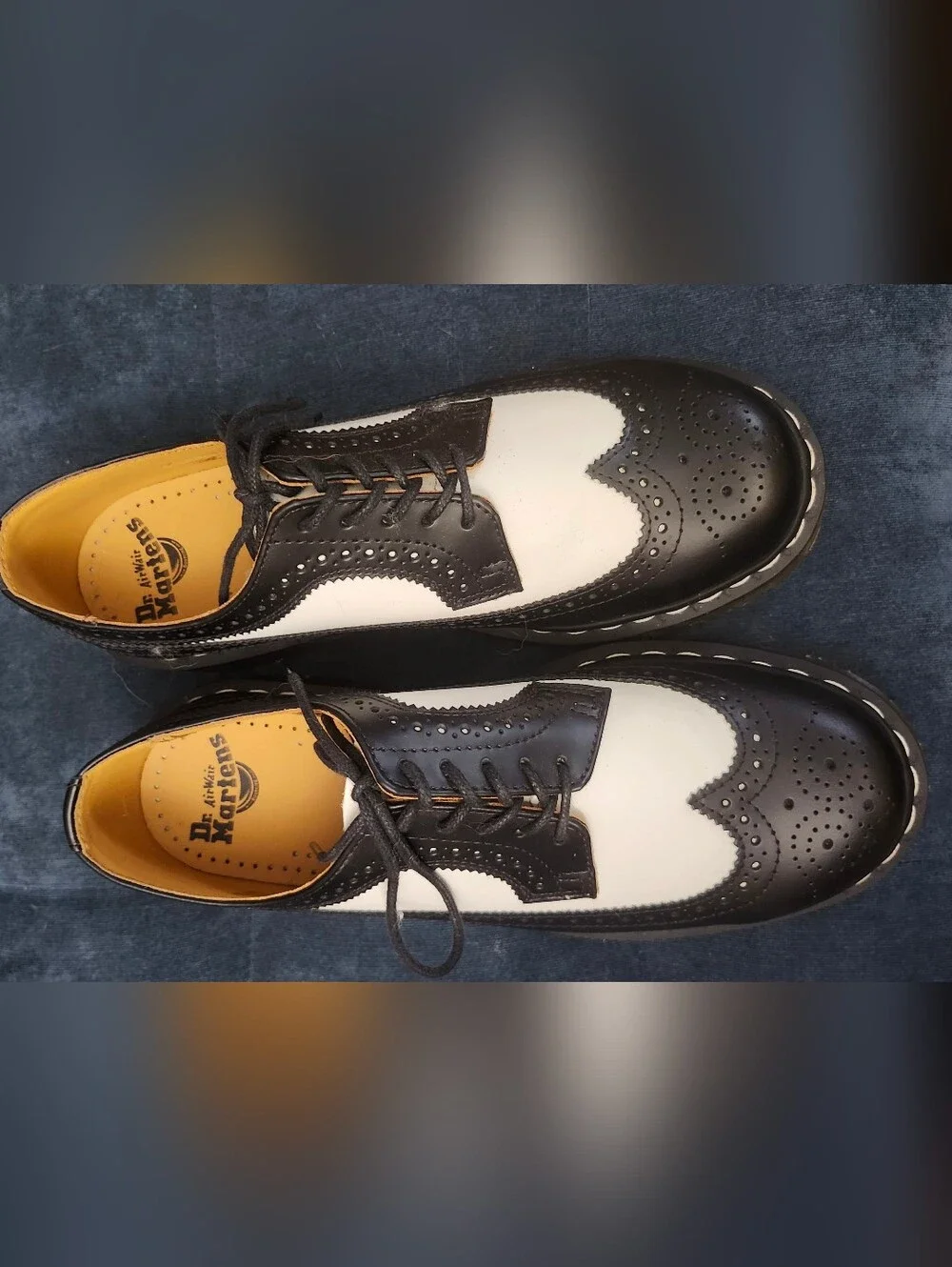 Mens 3989 Bex Smooth Leather Brogue Shoes Dr Martens